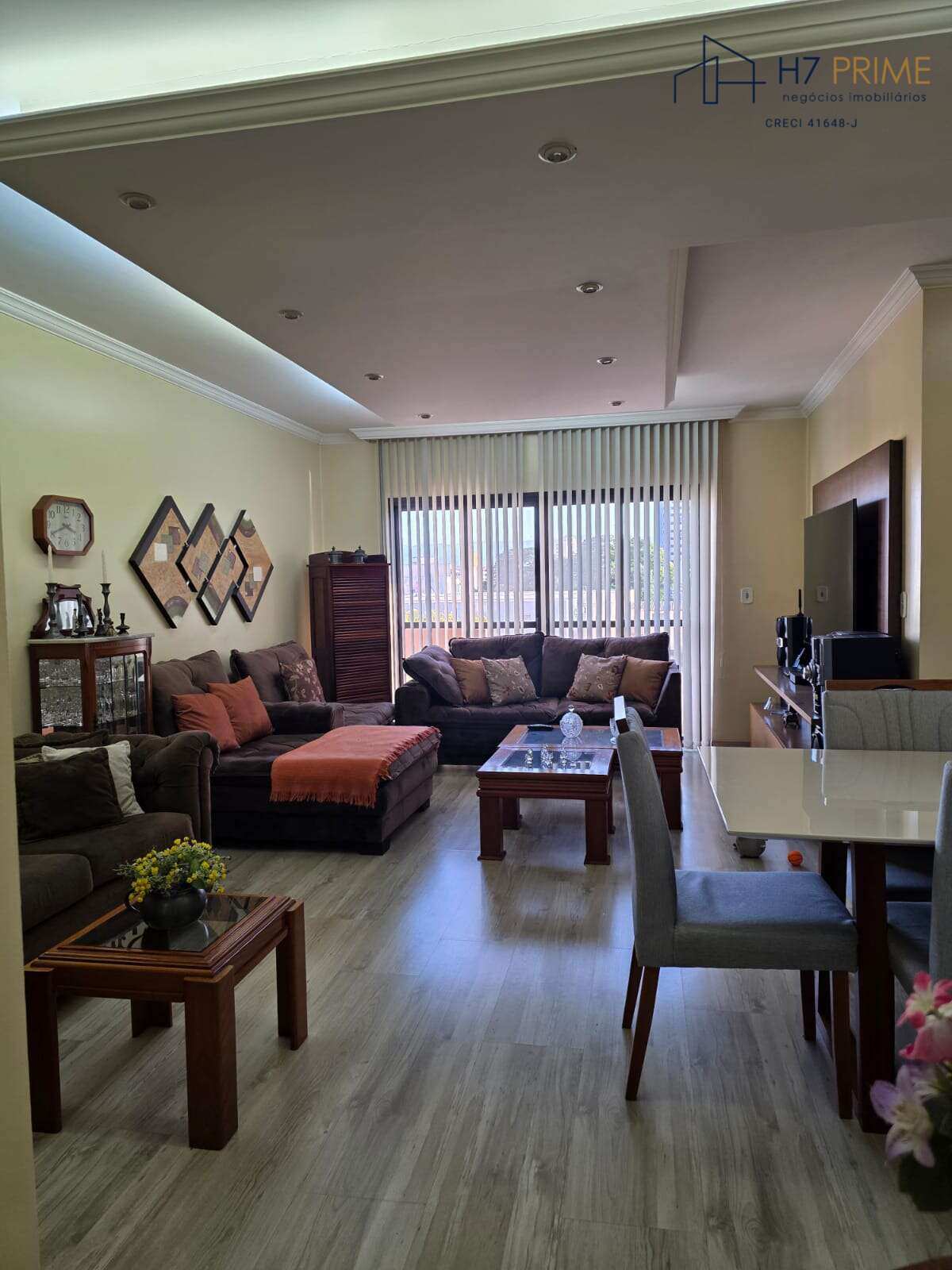 APARTAMENTO DE 203 M² À VENDA ED. VIA VENETO - H7 Prime negócios imobiliários ltda